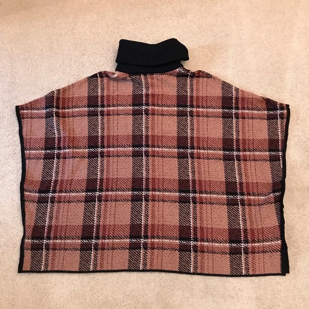 Tahari Brown Plaid Sweater Poncho Zip Up Small Medium Heavyweight Knit Pockets - Picture 3 of 10